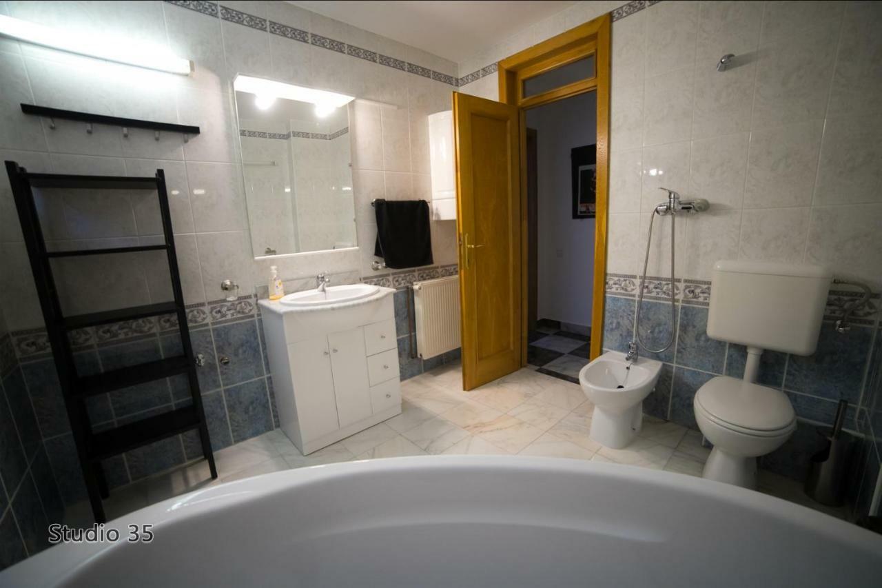 Studio 35 Buşteni Esterno foto