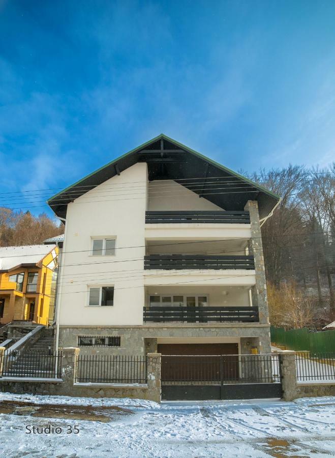 Studio 35 Buşteni Esterno foto